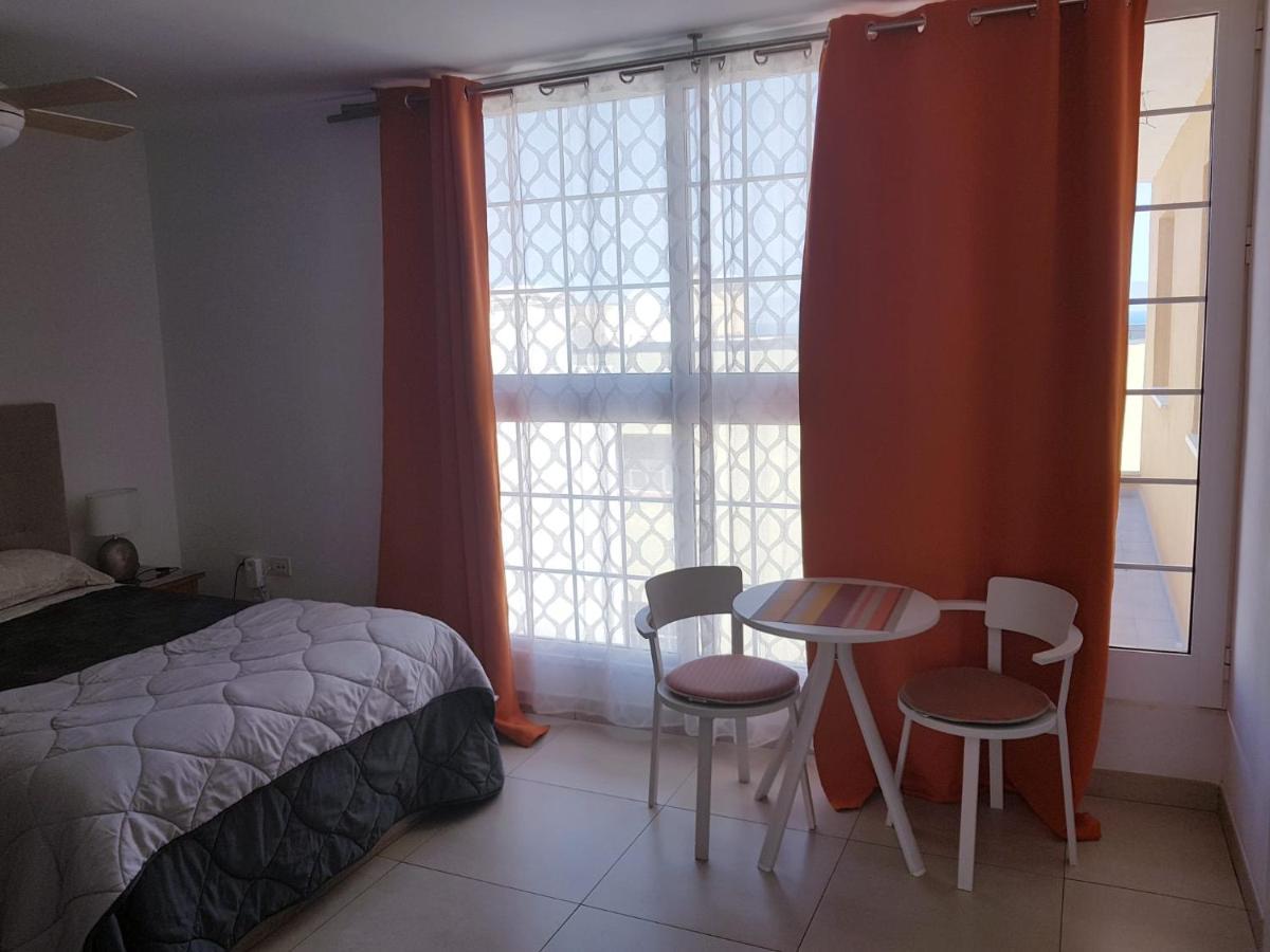 Estudio Nuevo Con Bano, Cocina Y Gran Terraza ロス・レアレホス エクステリア 写真